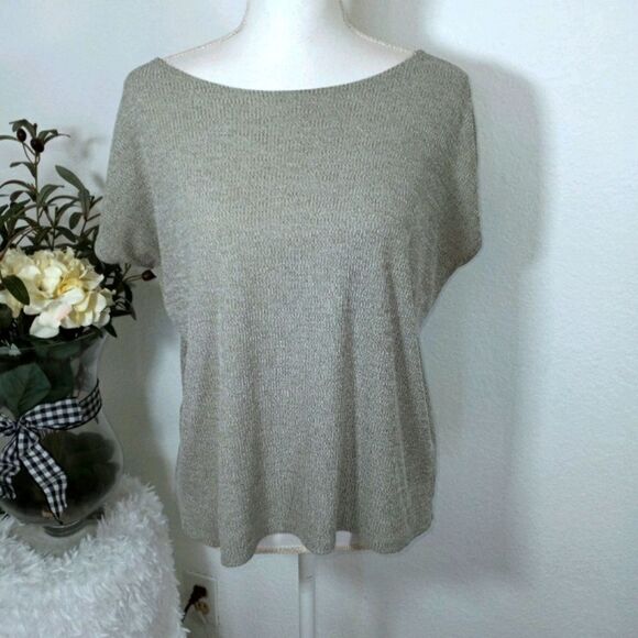 FOREVER 21 SWEATER T-SHIRT SZ.S EUC - Picture 1 of 4